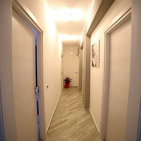 Parco Carrara Nocleg ze śniadaniem 3*